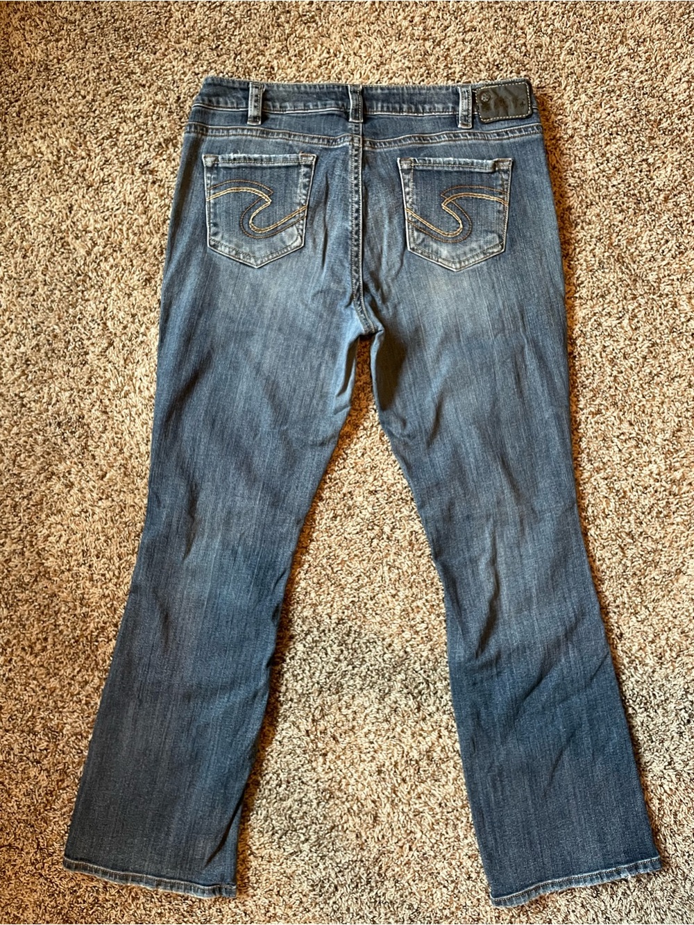 Silver Jeans Co Frances 18” Bootcut Women’s Size 16 Mid-Rise